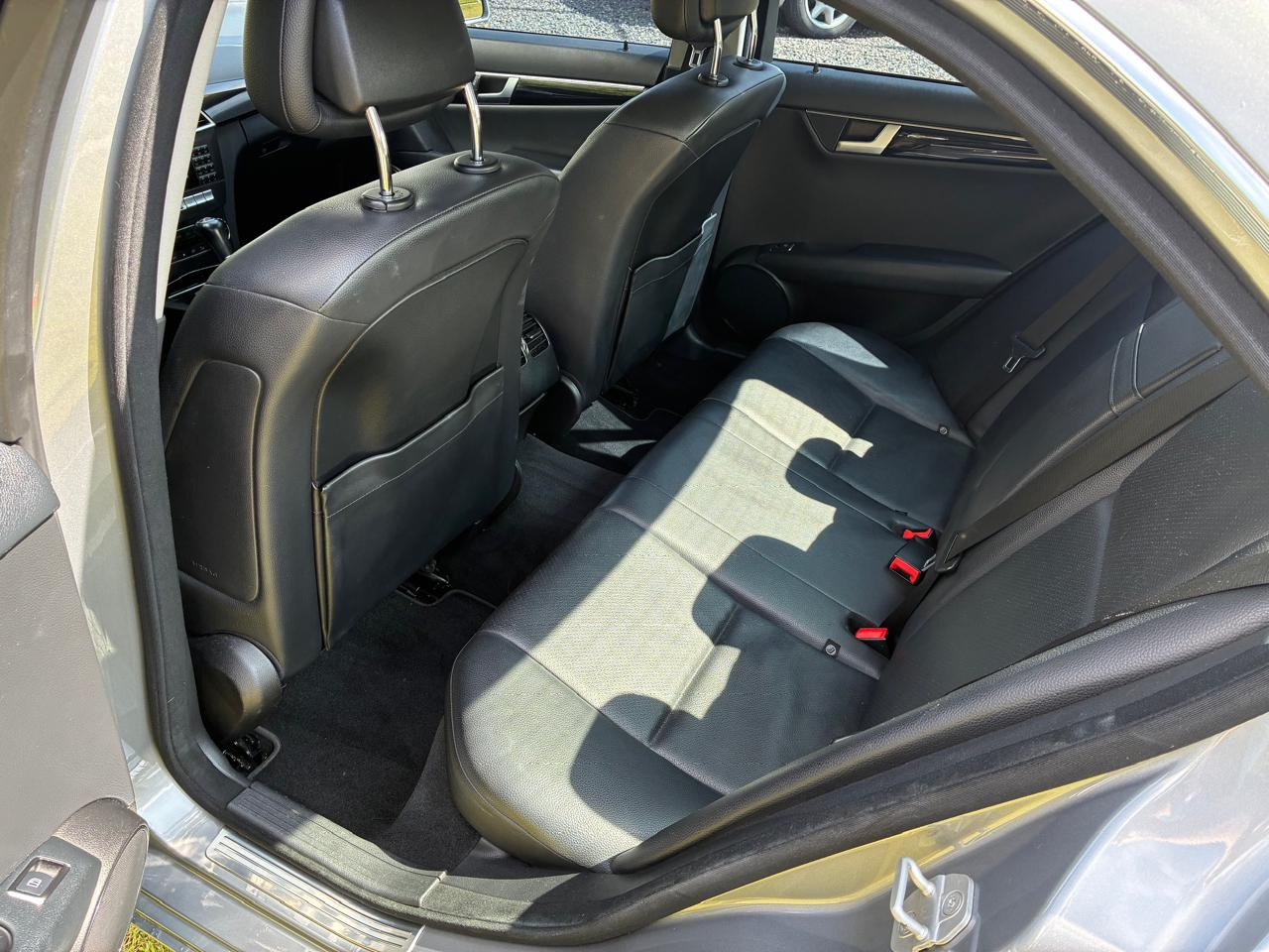 MERCEDES-BENZ C180 2013