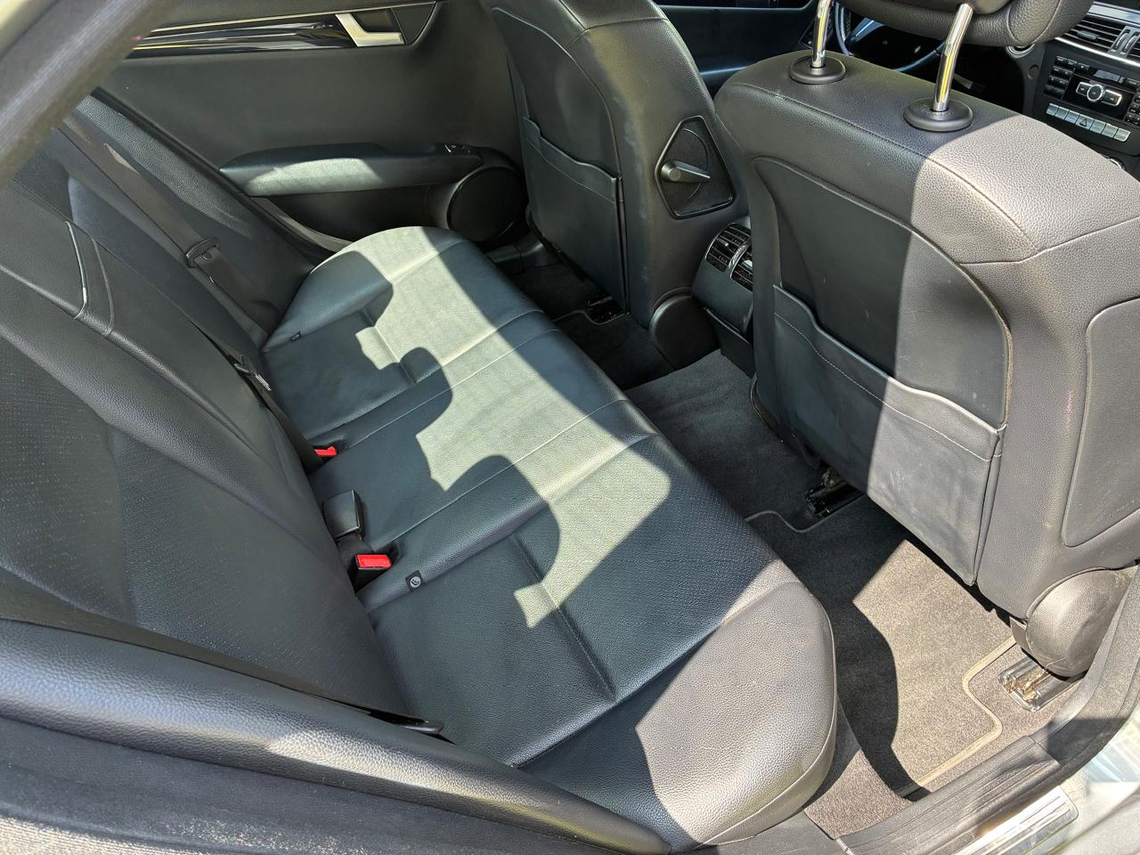 MERCEDES-BENZ C180 2013