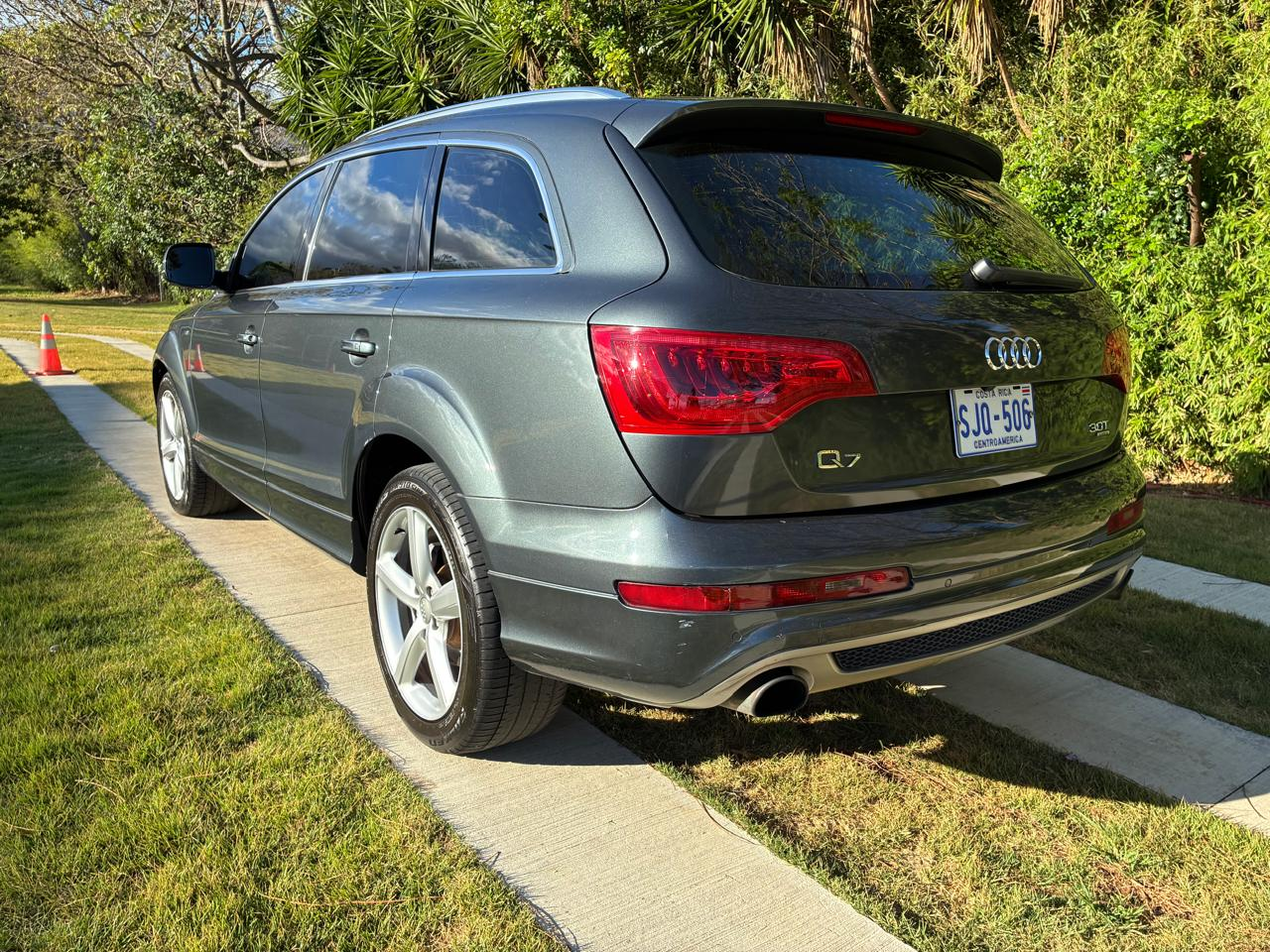 AUDI Q7 3.0T 2015