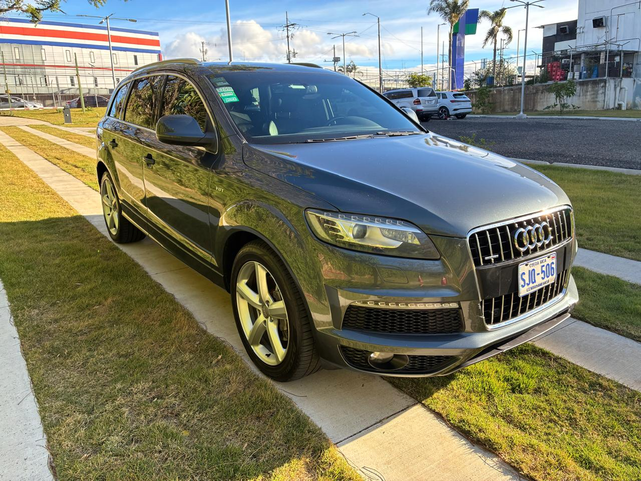 AUDI Q7 3.0T 2015