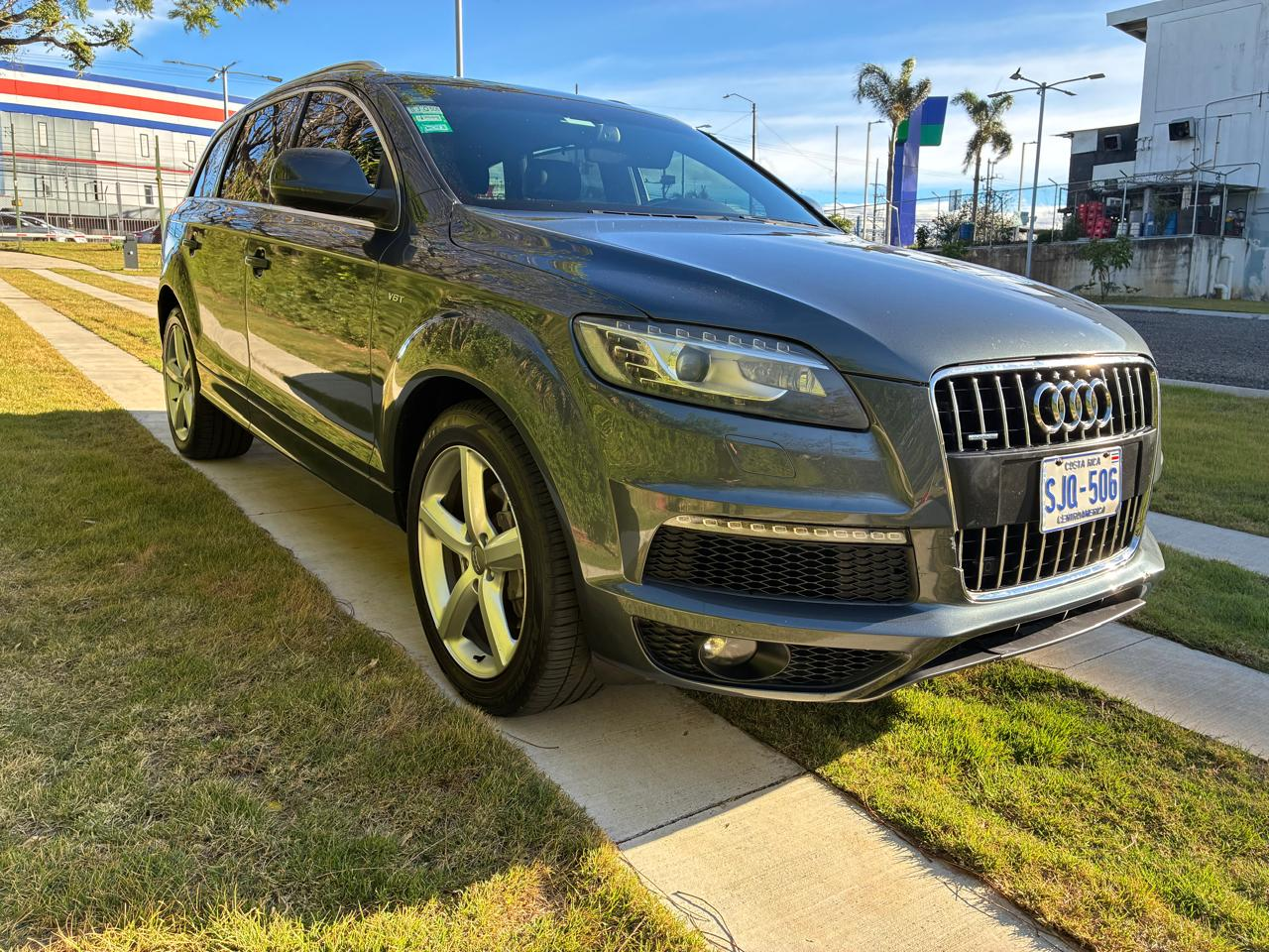 AUDI Q7 3.0T 2015