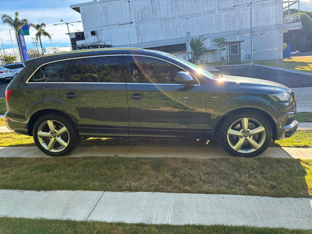 AUDI Q7 3.0T 2015