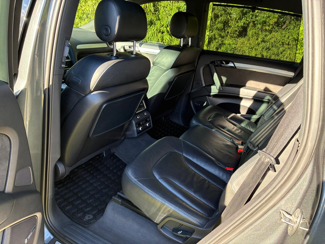 AUDI Q7 3.0T 2015