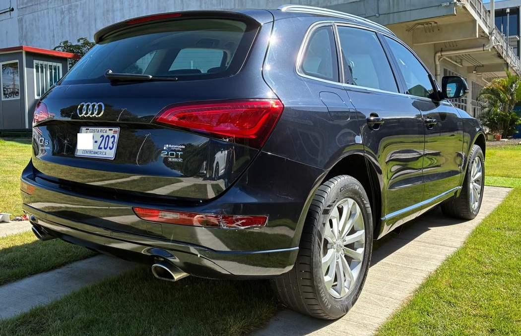 AUDI Q5 2.0T 2014