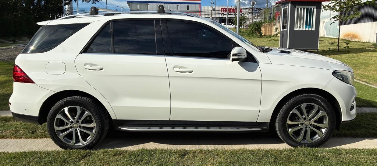 MERCEDES-BENZ GLE 250D 4MATIC 2016