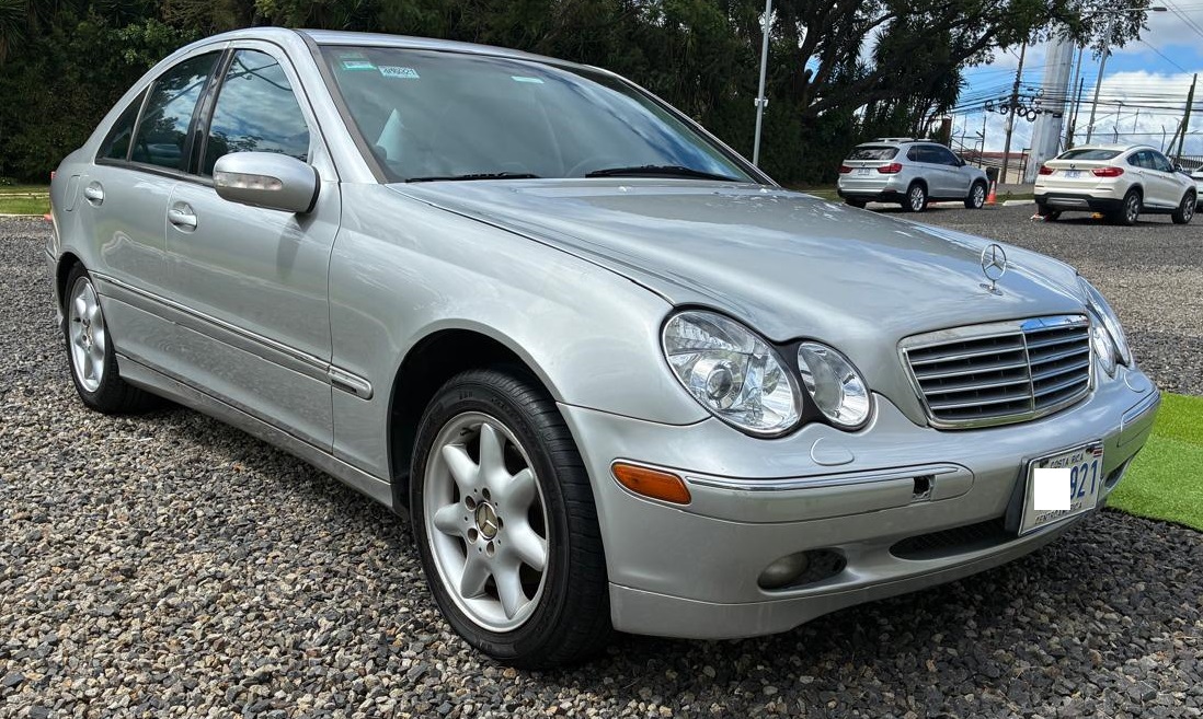 MERCEDES-BENZ C200K 2002