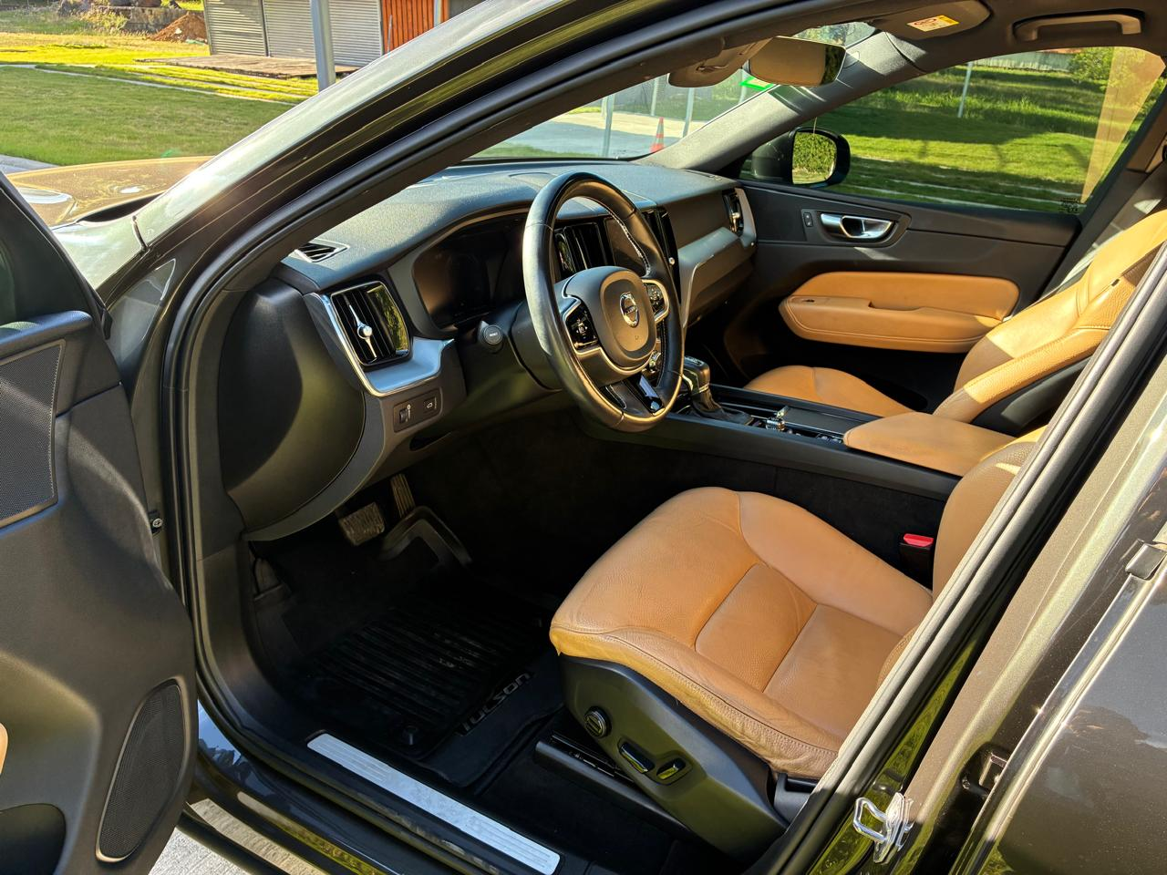 VOLVO XC60 T5 2020