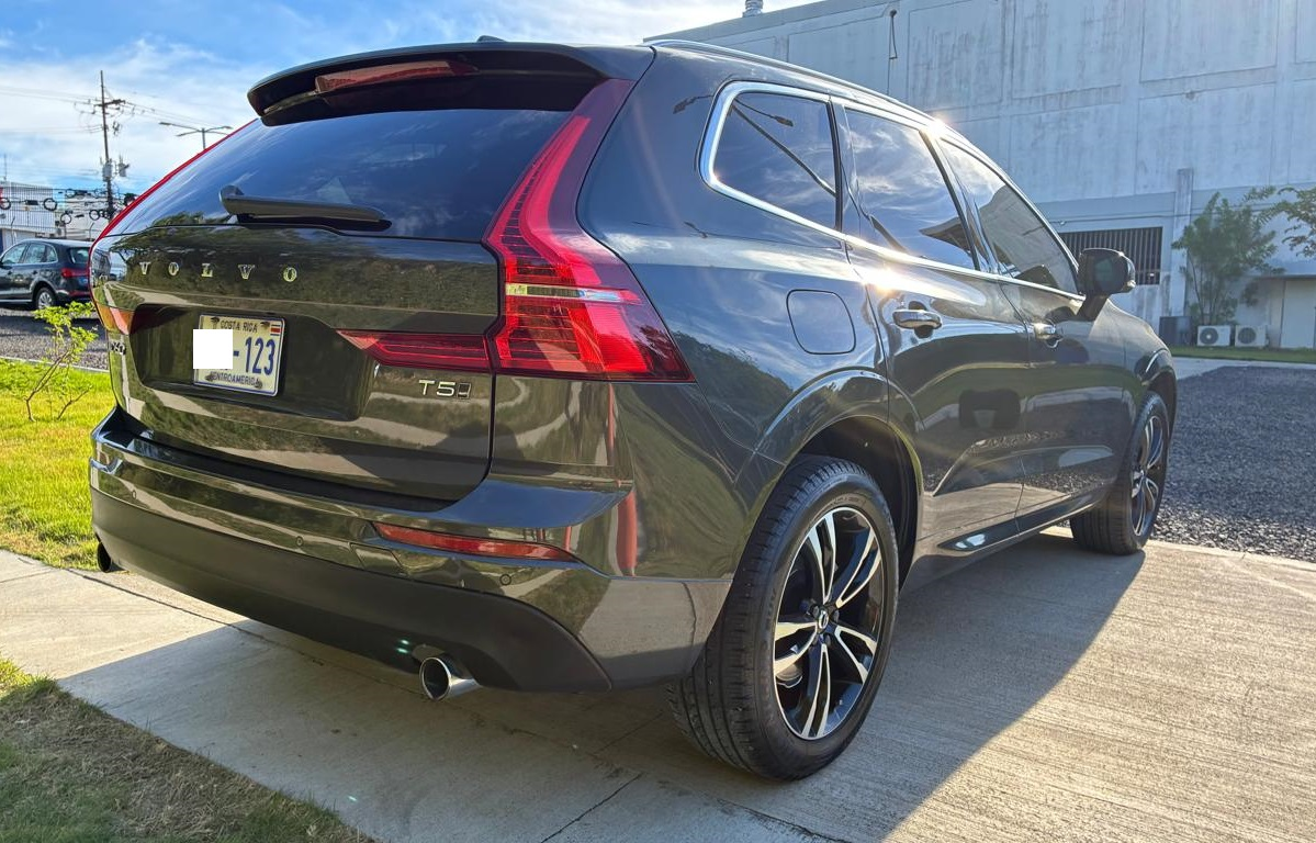 VOLVO XC60 T5 2020