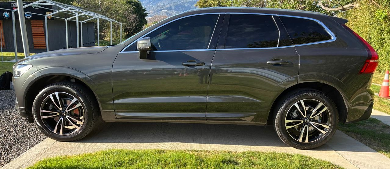 VOLVO XC60 T5 2020