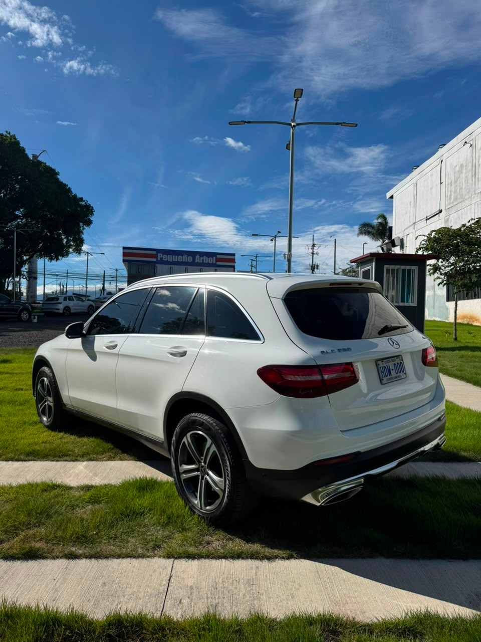 MERCEDES-BENZ GLC250 2017