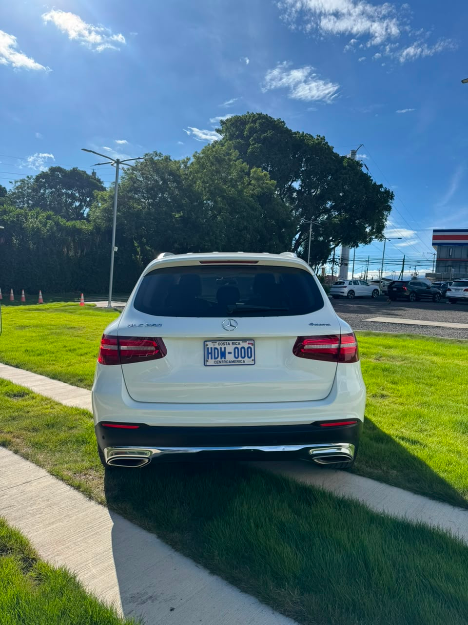 MERCEDES-BENZ GLC250 2017